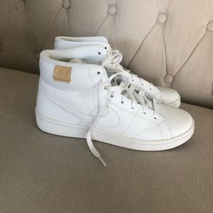 Nike womens high top. Size 9.